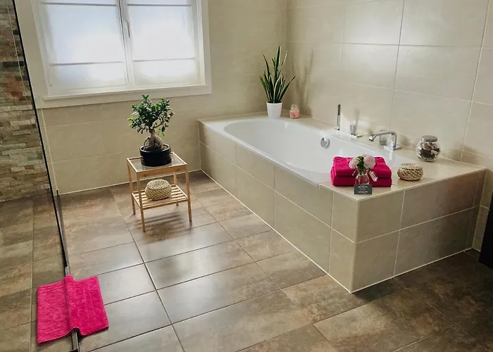 Les Oliviers Guest house Rolle